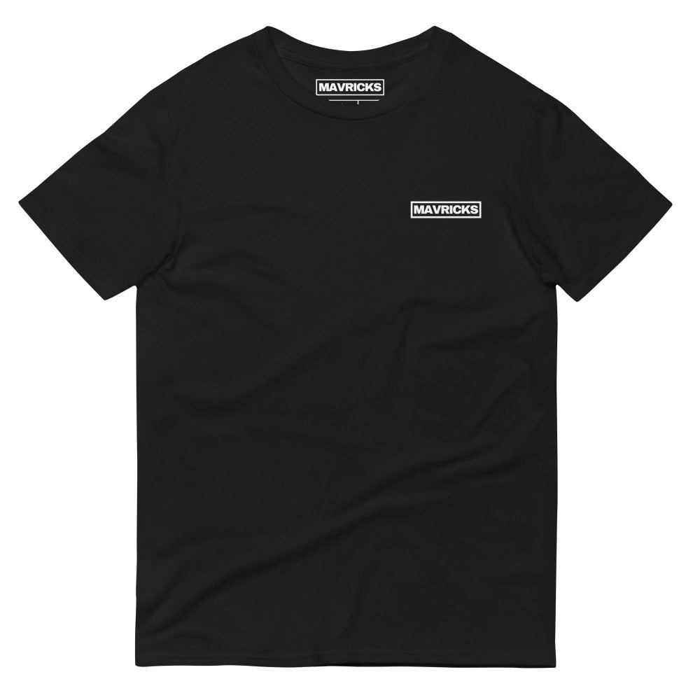 mavricks_icon_tee_black_front_d18be6a7-82ce-45d3-874b-da03e99fe408